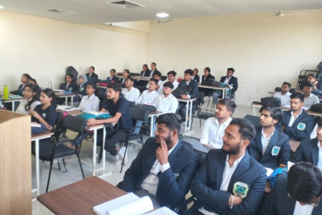 CLASS ROOMS (7)